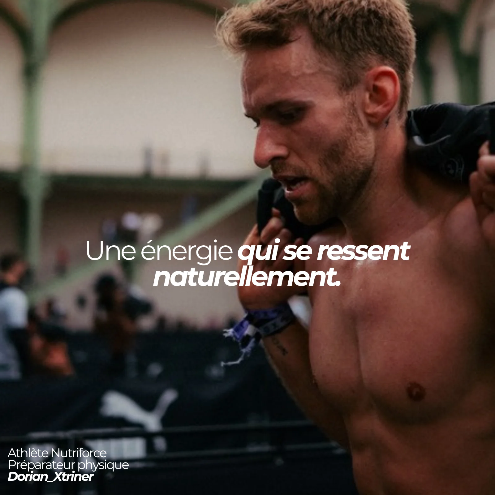 Dorian, préparateur physique et athlète Nutriforce, à l'entraînement : le pollen de pin Nutriforce est un pollen pur, sans additif, environ 5 g par prise
