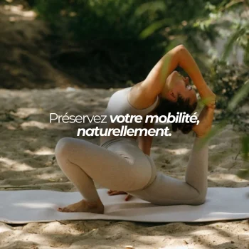 Femme en posture de yoga : la curcumine Nutriforce est un extrait de curcuma concentré développé en France, à raison de deux gélules par jour