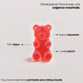 Ourson gummy magnésium Nutriforce rose-rouge givré, 100 % vegan à base de pectine, formulé en Auvergne et testé sans métaux lourds
